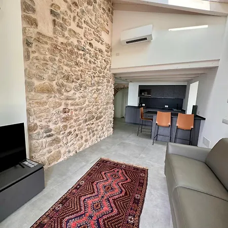 Eco Garda Hill Apartment